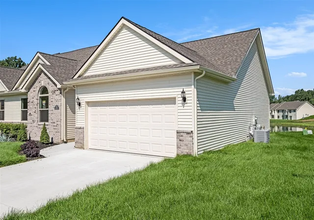 2nd image of 5391 Swan Dr, Burton, MI 48509 | MLS# 70534261
