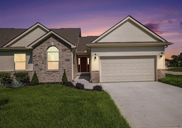3rd image of 5391 Swan Dr, Burton, MI 48509 | MLS# 70534261