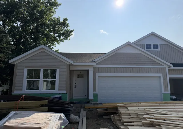 Photo 1 of Condo for sale at 325 Round Hl Rd, Kalamazoo, MI 49009 | MLS# 70535377 | Listing updated on 2026-09-11