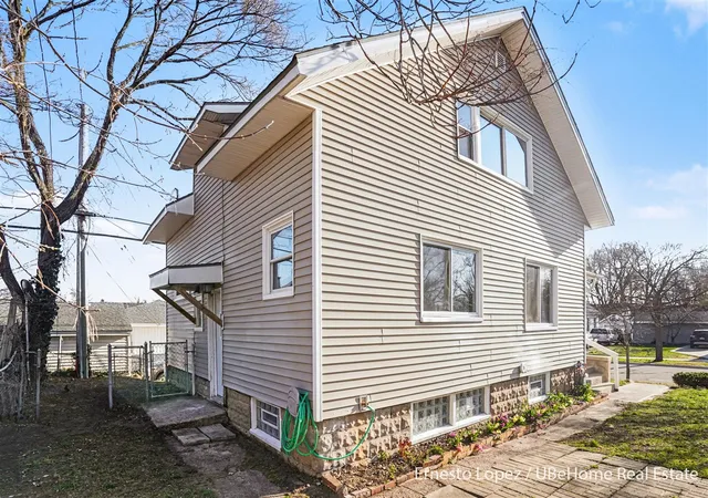 Photo 26 of Sale Pending at 376 College Ave, Holland, MI 49423 | MLS# 70523903 | Listing updated on 2026-04-23