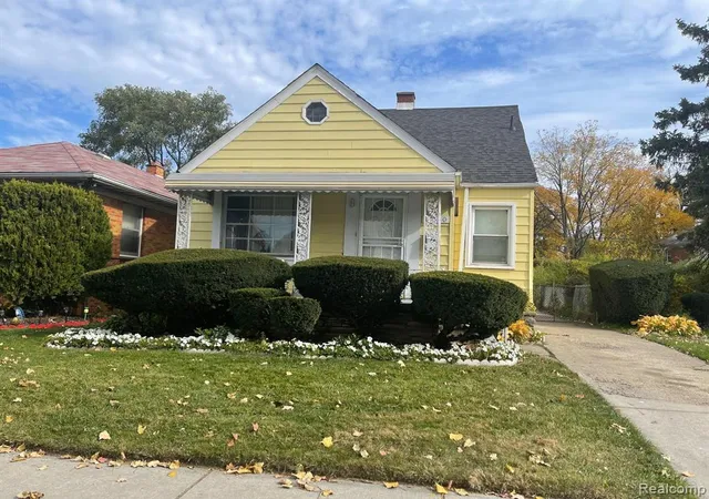 Photo 1 of Sale Pending at 18660 Charest St, Detroit, MI 48234 | MLS# 60312848 | Listing updated on 2025-06-17