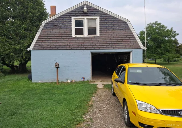 Photo 2 of Single family home for sale at 6446 State St, Garden, MI 49835 | MLS# 50218007 | Listing updated on 2026-09-18