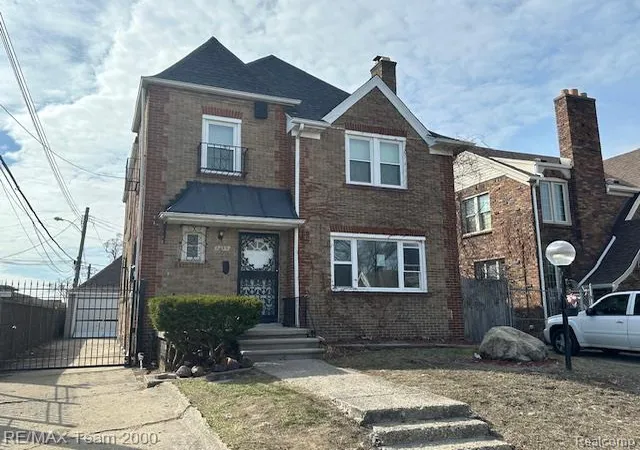 Photo 2 of Single Family Residence at 17127 San Juan Dr, Detroit, MI 48221 | MLS# 60979831 | | Sold on 2026-05-15