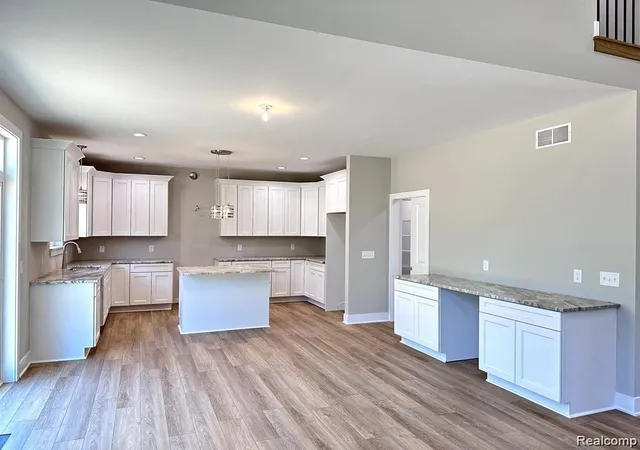 5th image of 02 Textile, Saline, MI 48176 | MLS# 60275161