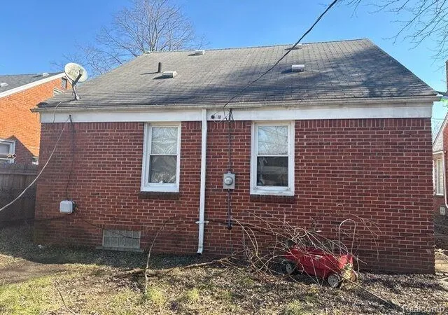 Homes for sale in Detroit, MI | 18471 E Stahelin Ave, Detroit, MI 48219 | MLS# 60298248