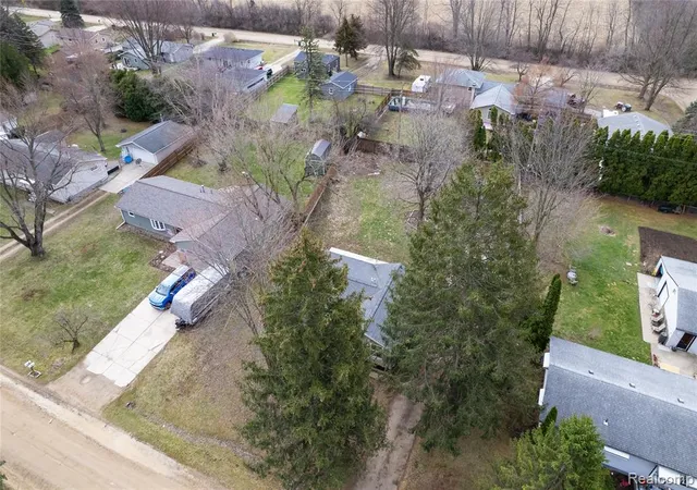 33rd image of 203 Chaney St, Van Buren Township, MI 48111 | MLS# 61009719