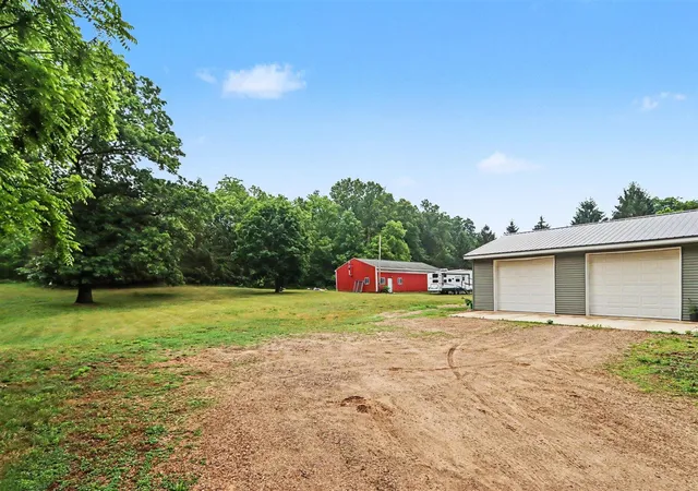 3rd image of 7244 Owen Dr, Kalamazoo, MI 49009 | MLS# 70538483