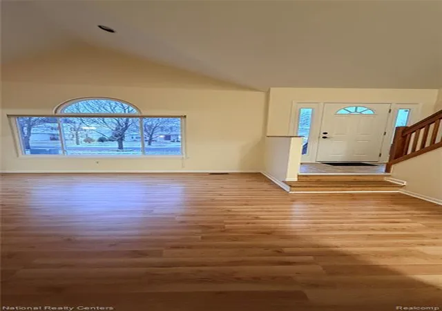 45th image of 2727 Riverside Dr, Waterford, MI 48329 | MLS# 60956453