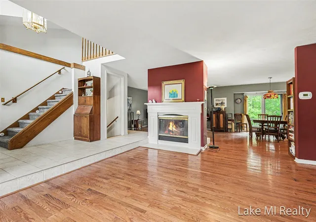 Homes for sale in Grand Rapids, MI | 5537 Bentbrook Dr, Grand Rapids, MI 49508 | MLS# 70534803