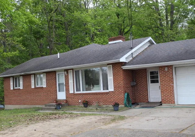 Homes for sale in Plainwell, MI | 1225 102nd Ave, Plainwell, MI 49080 | MLS# 70531726