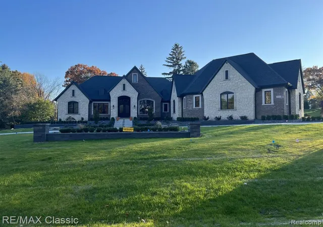 Photo 1 of Land for sale at 2866 Pine Blfs Ct, Highland, MI 48357 | MLS# 60968455 | Listing updated on 2026-08-18