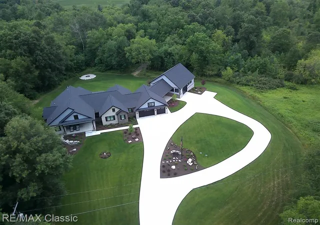 Photo 2 of Land for sale at 2866 Pine Blfs Ct, Highland, MI 48357 | MLS# 60968455 | Listing updated on 2026-08-18