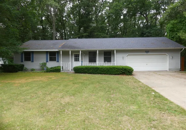 Homes for sale in Twin Lake, MI | 2157 Deerwood Dr, Twin Lake, MI 49457 | MLS# 70542220