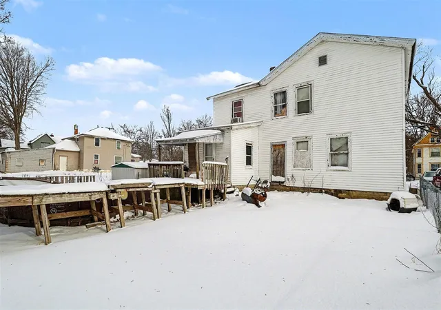 Homes for sale in Albion, MI | 717 N Eaton St, Albion, MI 49224 | MLS# 70517364