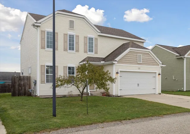 Photo 3 of Single family home for sale at 11681 Se Koala Bear Dr, Alto, MI 49302 | MLS# 80072928 | Listing updated on 2026-08-30
