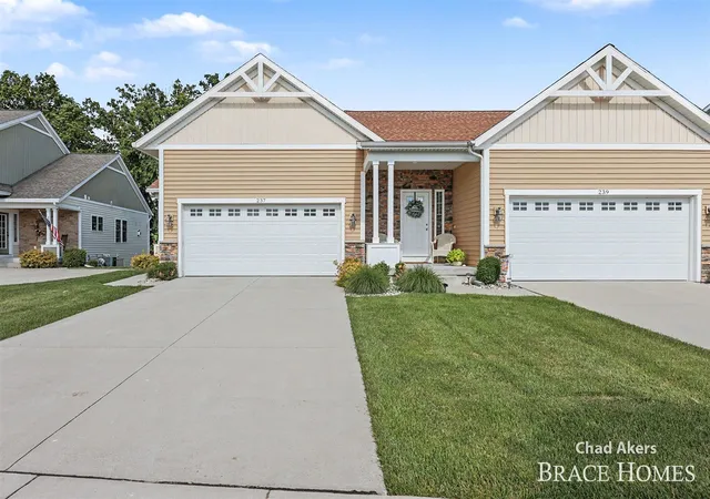 3rd image of 237 Hazelnut Dr, Coopersville, MI 49404 | MLS# 70541244