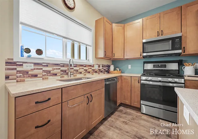 5th image of 237 Hazelnut Dr, Coopersville, MI 49404 | MLS# 70541244