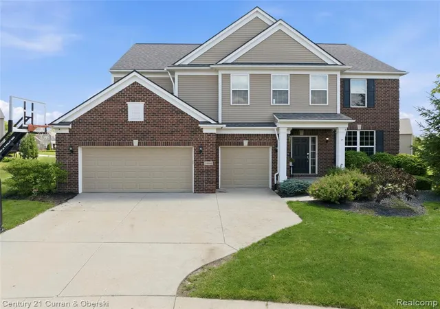 1st image of 24986 Carriage Ln, South Lyon, MI 48178 8333 | MLS# 61005515
