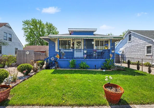 Homes for sale in Warren, MI | 7268 Hupp Ave, Warren, MI 48091 | MLS# 60990958