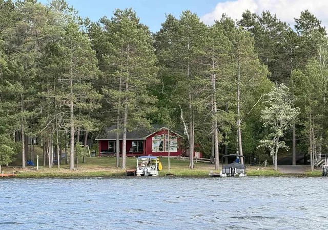 Homes for sale in Saint Germain, WI | 1066 Cedaroma Dr, Saint Germain, WI 54558 | MLS# 50206378