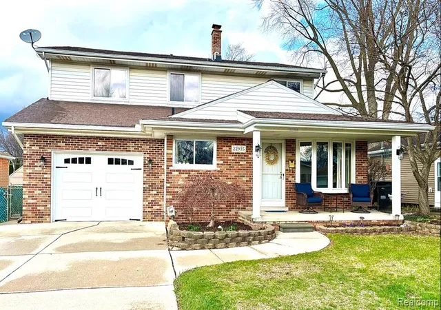 Homes for sale in Saint Clair Shores, MI | 22935 Allor St, Saint Clair Shores, MI 48082 | MLS# 60982818
