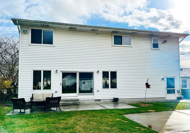 Homes for sale in Saint Clair Shores, MI | 22935 Allor St, Saint Clair Shores, MI 48082 | MLS# 60982818
