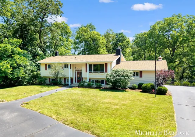Homes for sale in Grand Rapids, MI | 3990 Grand River Dr, Grand Rapids, MI 49525 | MLS# 70544029