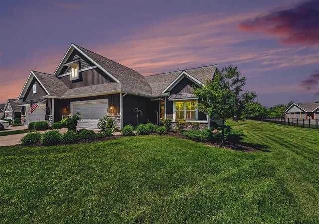 Homes for sale in Grand Rapids, MI | 6549 Creekside View Dr, Grand Rapids, MI 49508 | MLS# 70535500