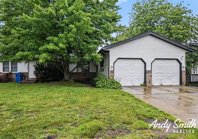 Photo 1 of Sale Pending at 400 402 60th Street, Grand Rapids, MI 49548 | MLS# 70541800 | Listing updated on 2026-09-03