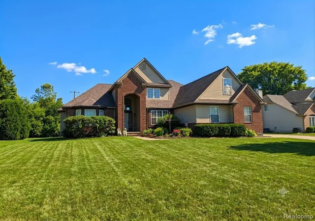 1st image of 7157 Westminster Cir, Grand Blanc, MI 48439 | MLS# 61012654