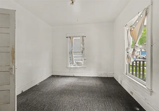Listing Photo 5 - Condo for sale in building located at 106 Stewart St, Grand Rapids, MI 49507