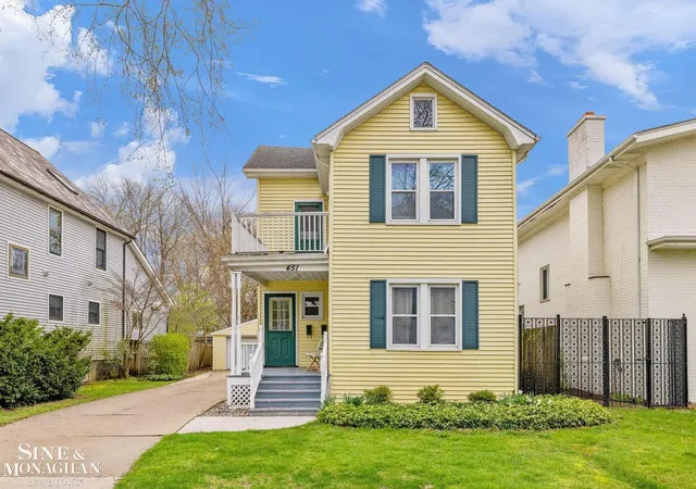 Homes for sale in Grosse Pointe, MI | 451 Saint Clair Ave, Grosse Pointe, MI 48230 | MLS# 50209398