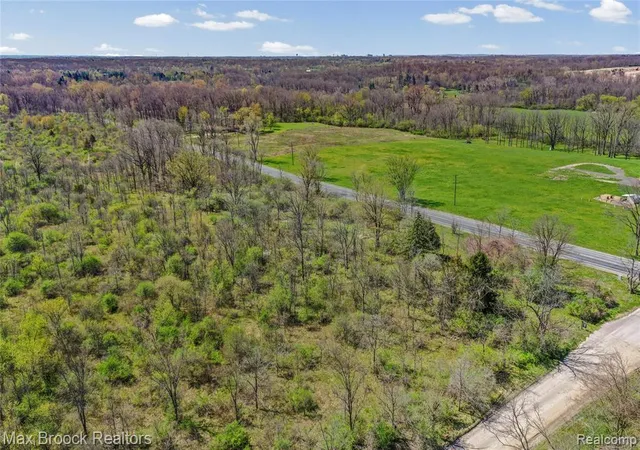 4th image of 5024 E Joy Rd, Ann Arbor, MI 48105 | MLS# 60962805