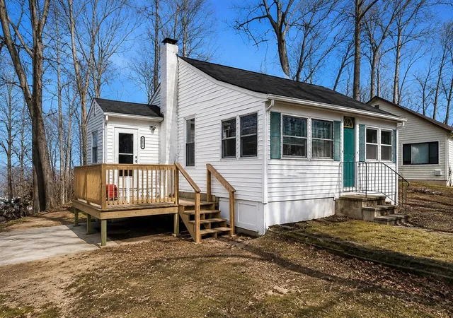 Homes for sale in Brooklyn, MI | 211 North Dr, Brooklyn, MI 49230 | MLS# 70531693