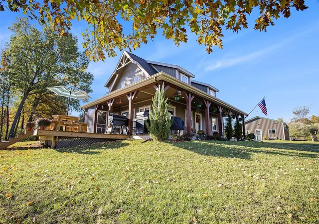 Homes for sale in Grass Lake, MI | 15303 Seymour Rd, Grass Lake, MI 49240 | MLS# 70539982