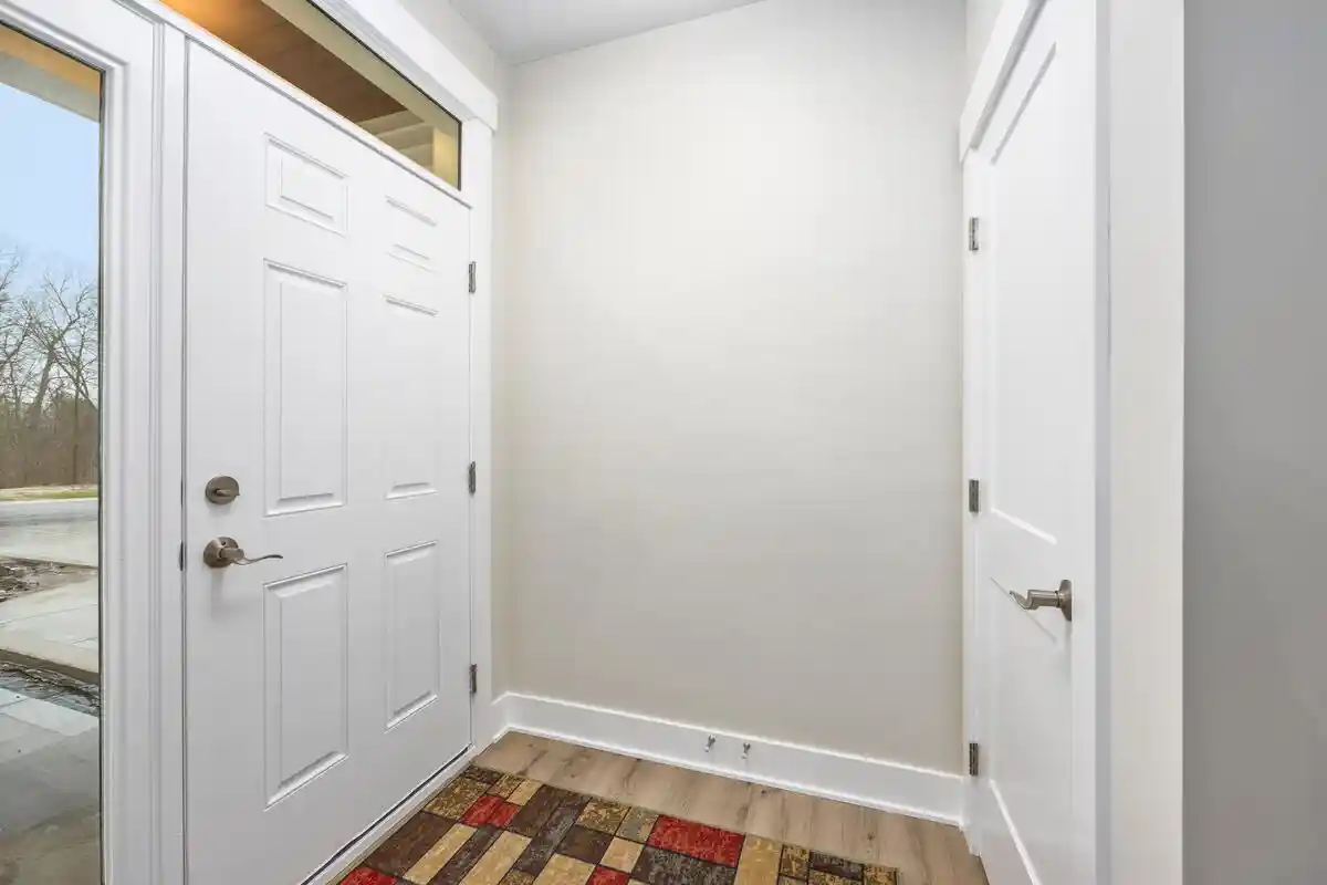 Listing Photo 2 - Condo for sale in building located at 2221 Watertown Wy, Grand Rapids, MI 49505