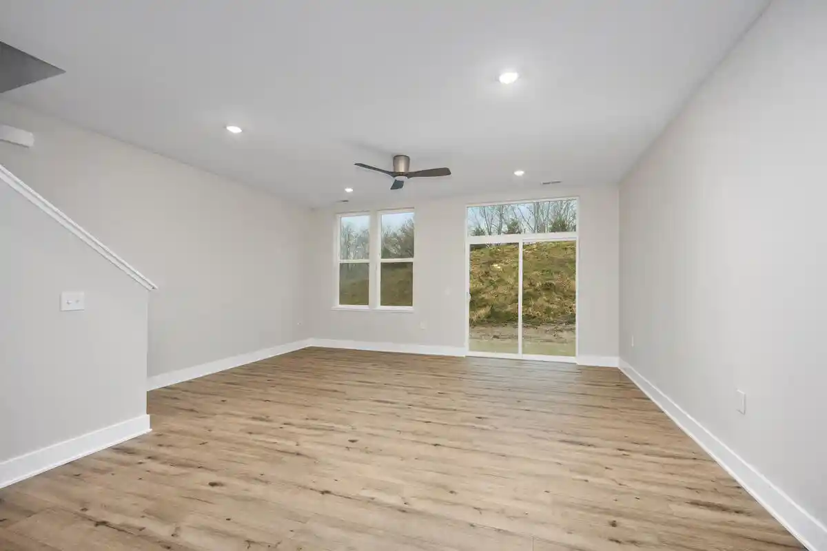 Listing Photo 4 - Condo for sale in building located at 2221 Watertown Wy, Grand Rapids, MI 49505