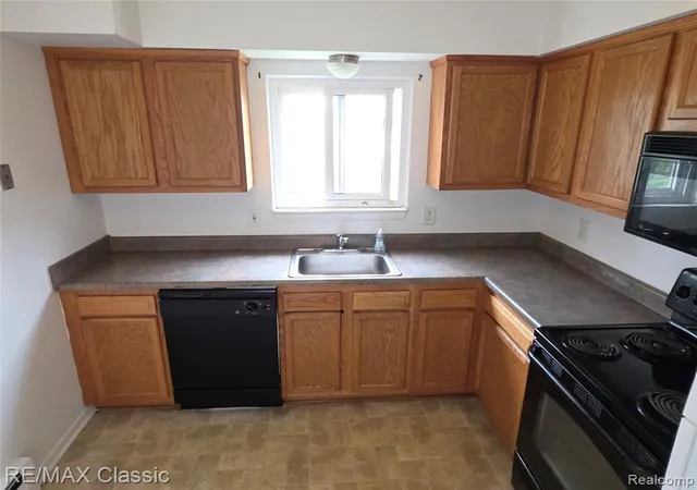 Homes for sale in Rochester Hills, MI | 1101 Tienken Ct #206, Rochester Hills, MI 48306 | MLS# 61005748