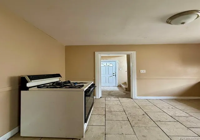 15th image of 19440 Cliff St, Detroit, MI 48234 | MLS# 60994623