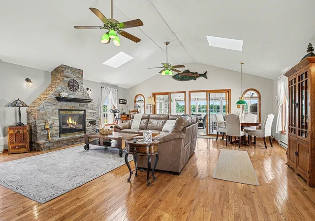 Photo 3 of Single family home for sale at 16639 Lakeview Dr, Vandalia, MI 49095 | MLS# 50213429 | Listing updated on 2026-07-20