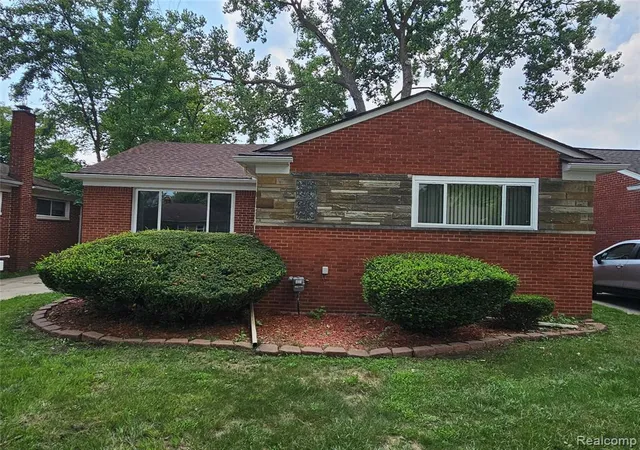 Photo 1 of Single family home for sale at 23091 Sussex St, Oak Park, MI 48237 | MLS# 61021602 | Listing updated on 2026-08-16