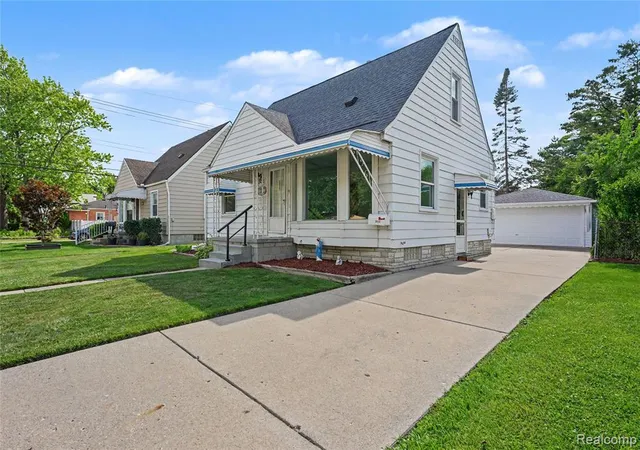 Homes for sale in Madison Heights, MI | 26313 Delton St, Madison Heights, MI 48071 | MLS# 61005809
