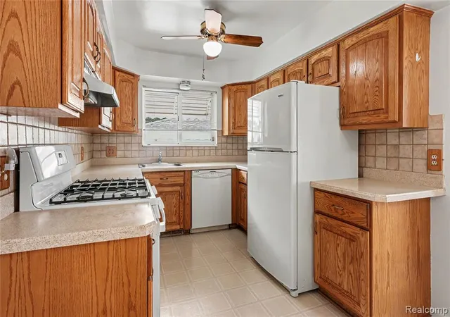 Homes for sale in Madison Heights, MI | 26313 Delton St, Madison Heights, MI 48071 | MLS# 61005809