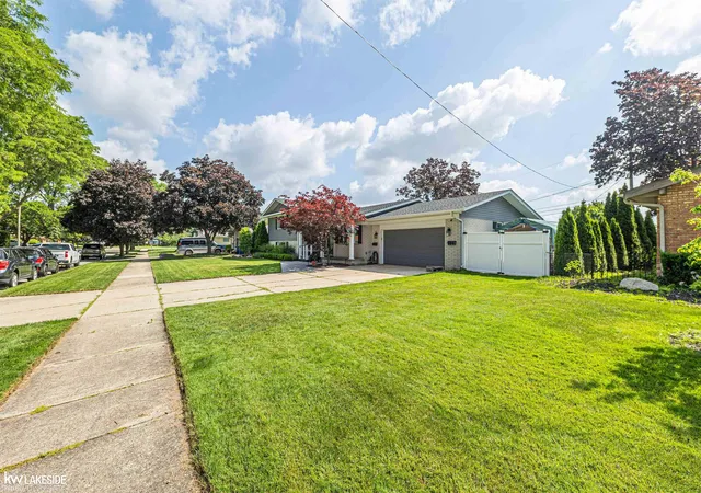 47th image of 32036 Claeys Dr, Warren, MI 48093 | MLS# 50214189