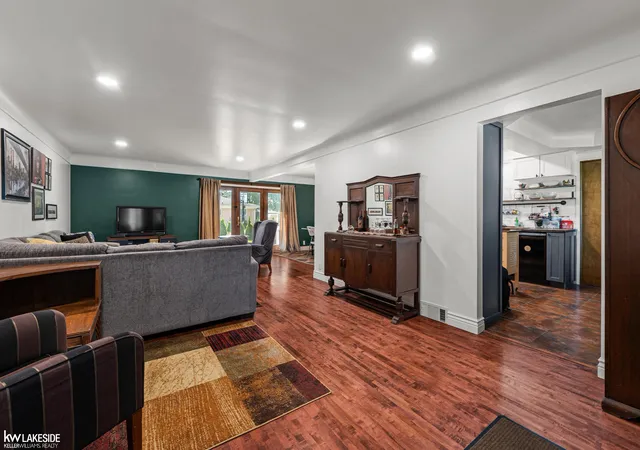 image of 32036 Claeys Dr, Warren, MI 48093 | MLS# 50214189