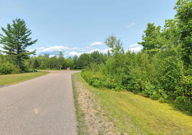 Photo 4 of Sale Pending at 2360 Goldmine Crk Dr, Ishpeming, MI 49849 | MLS# 50218308 | Listing updated on 2026-08-14
