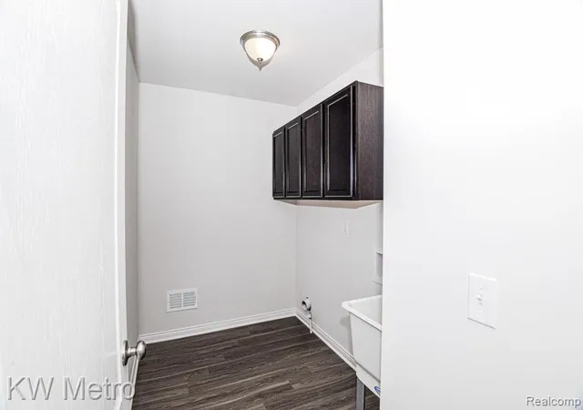 18th image of 34625 John Bartley Circle, Sterling Heights, MI 48310 | MLS# 60977692