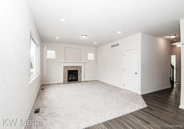 5th image of 34625 John Bartley Circle, Sterling Heights, MI 48310 | MLS# 60977692