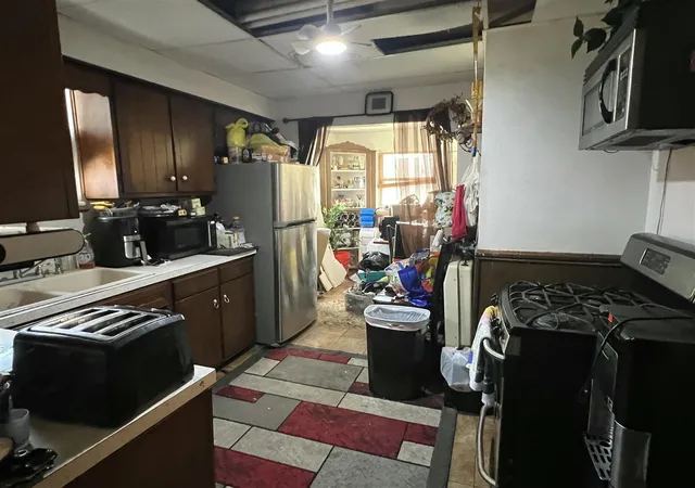 Photo 3 of Single family home for sale at 14254 Prevost St, Detroit, MI 48227 | MLS# 70554672 | Listing updated on 2026-08-26
