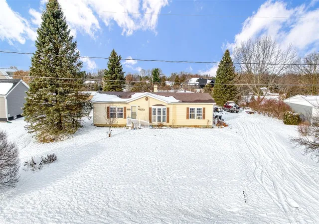 Homes for sale in Brooklyn, MI | 224 Ambler Dr, Brooklyn, MI 49230 | MLS# 70508540
